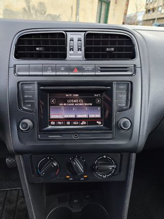 Volkswagen Polo 2015