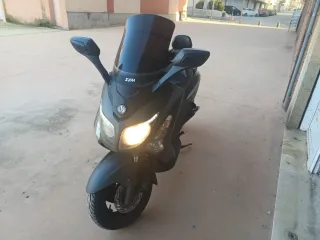 Moto SYM gts 125 evo Scooter Negra Automática
