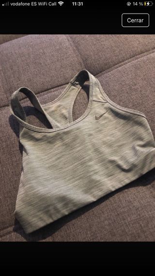 Top Nike Talla S gris