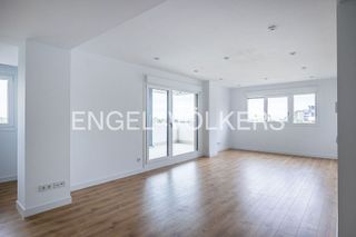 Piso en alquiler en Montequinto en Dos Hermanas