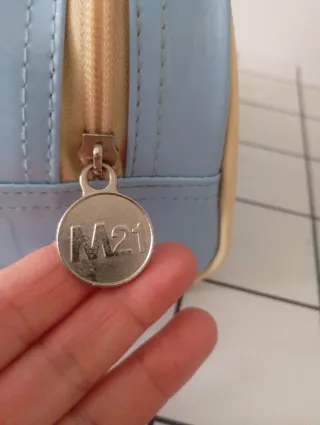 Dos neceseres de viaje