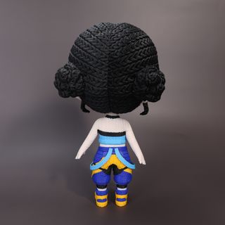 Zoey Figura Kpop Demon Hunters Textura Tejida 22cm