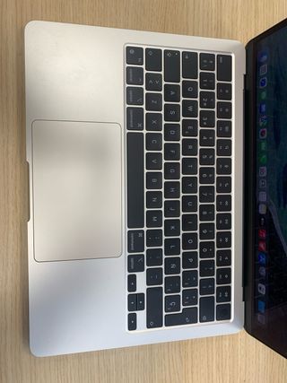MacBook Air M2 13 8GB RAM 256GB SSD