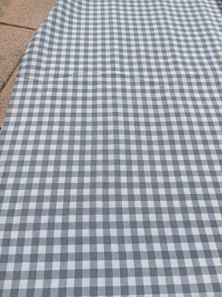 Lona a quadri nero petrolio e bianco