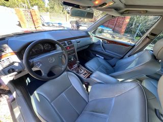 Mercedes-Benz Clase E 2002