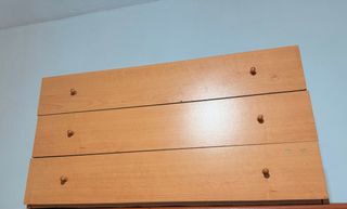 Cajonera de madera color miel