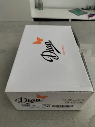 Zapatos Dian Blancos Talla 36 nuevos sin estrenar