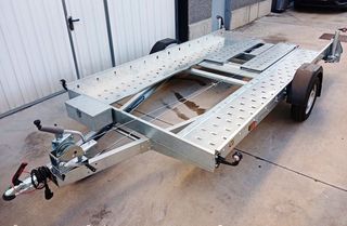 NUEVO: Remolque portavehículos 750 kg