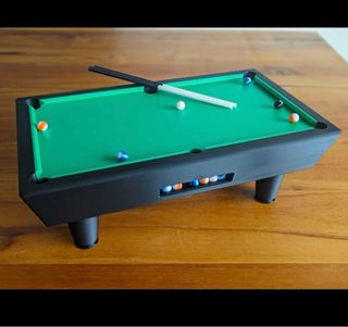 Mini mesa de billar jugable