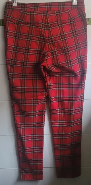Pantalón cuadros rojo talla 40