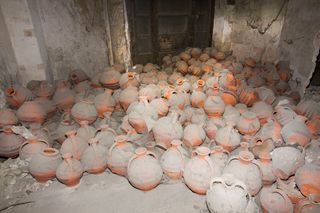 Jarra de cerámica rústica