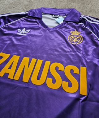 Camiseta retro Madrid. Juanito. Zanussi