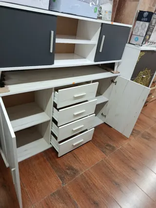 Aparador en color artico y madera