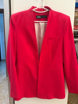 Blazer Zara fucsia