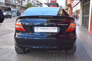 Mercedes-Benz Clase C 2005