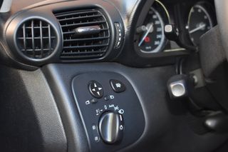 Mercedes-Benz Clase C 2005