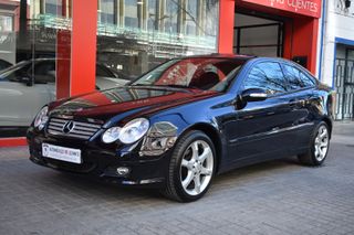 Mercedes-Benz Clase C 2005