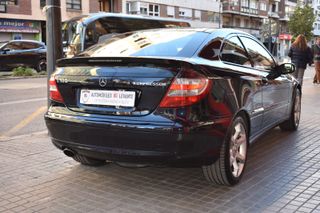 Mercedes-Benz Clase C 2005