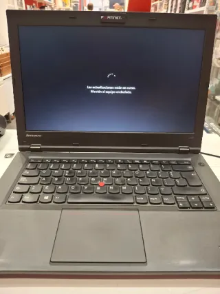 Portátil Lenovo ThinkPad Negro