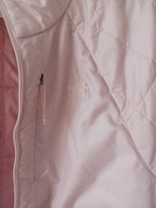 Cortavientos fino The North Face rosa