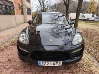 Porsche Cayenne 2012