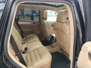 Porsche Cayenne 2012