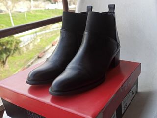 Botines piel negros talla 38