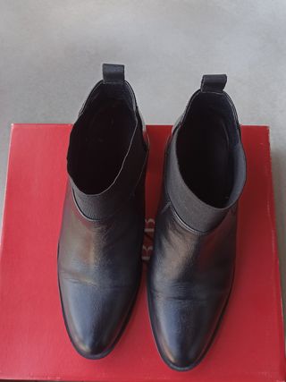 Botines piel negros talla 38