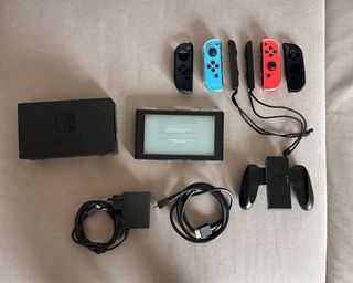 Nintendo Switch 1 (v1)