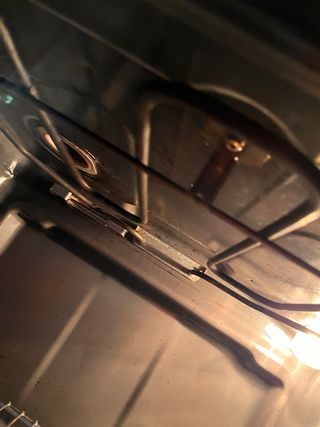 Horno Balay con bandeja y rejilla.