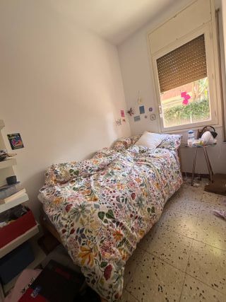 Cama individual madera Ikea + 2 colchones