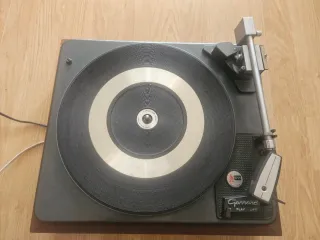 Tocadiscos Garrard SP25