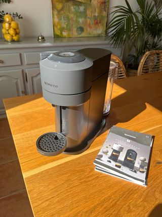 Cafetera Nespresso Vertuo Next Krups