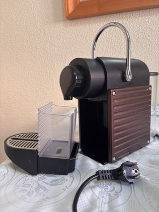 Cafetera Krups Nespresso My Machine