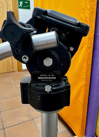 Trípode Manfrotto 028/136 Profesional