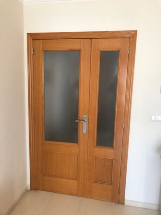 Juego puertas pino macizo