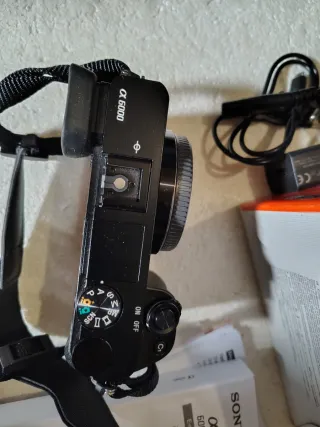 Sony Alpha 6000 - Solo 6.500 scatti