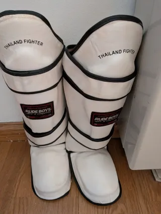 Protecciones Muay Thai Rude Boys Talla m