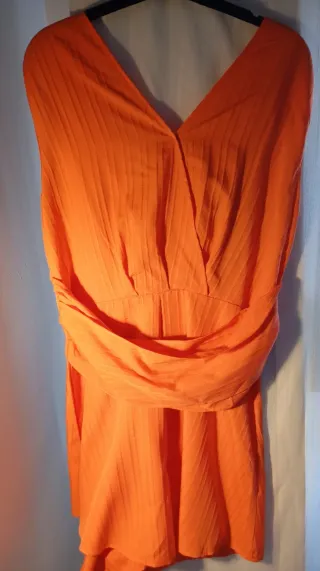 Mono pantalón corto naranja