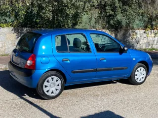 Renault Clio 2004 MANDO VIDEOS