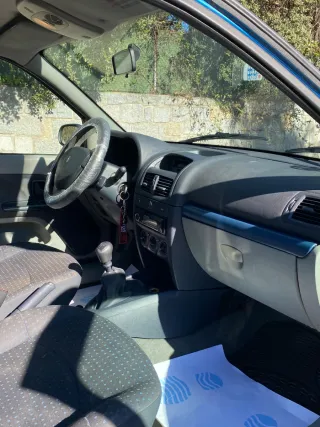 Renault Clio 2004 MANDO VIDEOS