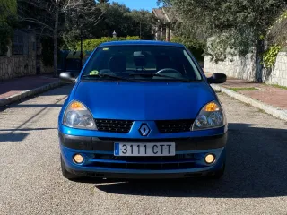 Renault Clio 2004 MANDO VIDEOS