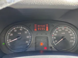 Renault Clio 2004 MANDO VIDEOS