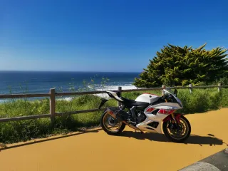 Yamaha r7 60 Aniversario.