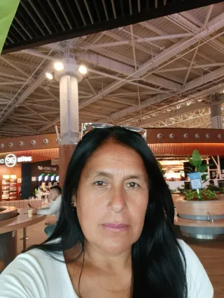 Cuidado de adulto mayor y limpieza