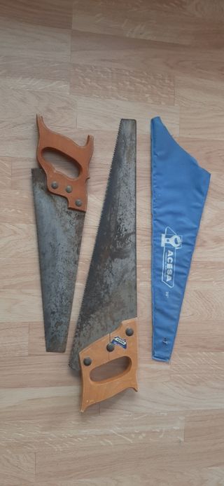 Lote de 2 serruchos y funda