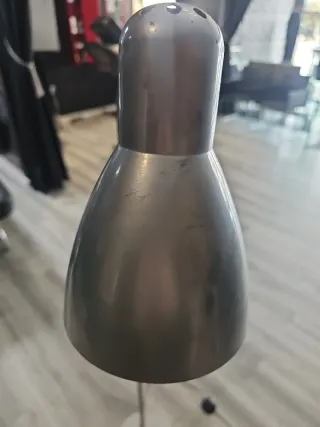 Lámpara de pie moderna metal