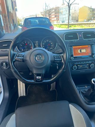 Volkswagen Golf r20 2012