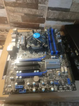 Placa Base MSI 7585 v1.1