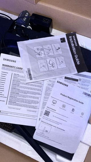 Monitor Samsung 28 4K UHD UR55